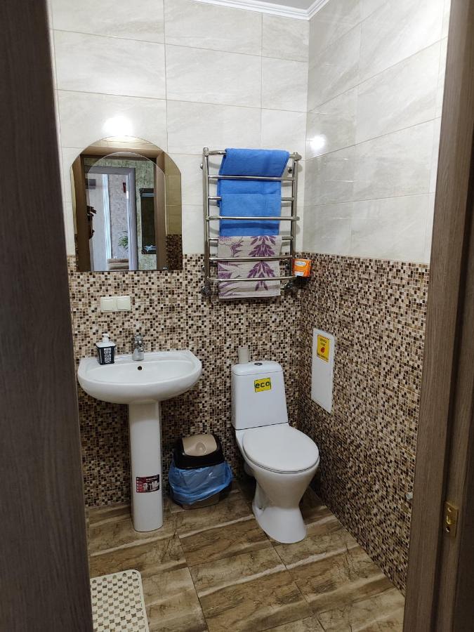 Апартаменти В Новому Будинку В Самому Центрi Khmelʼnytsʼkyy المظهر الخارجي الصورة